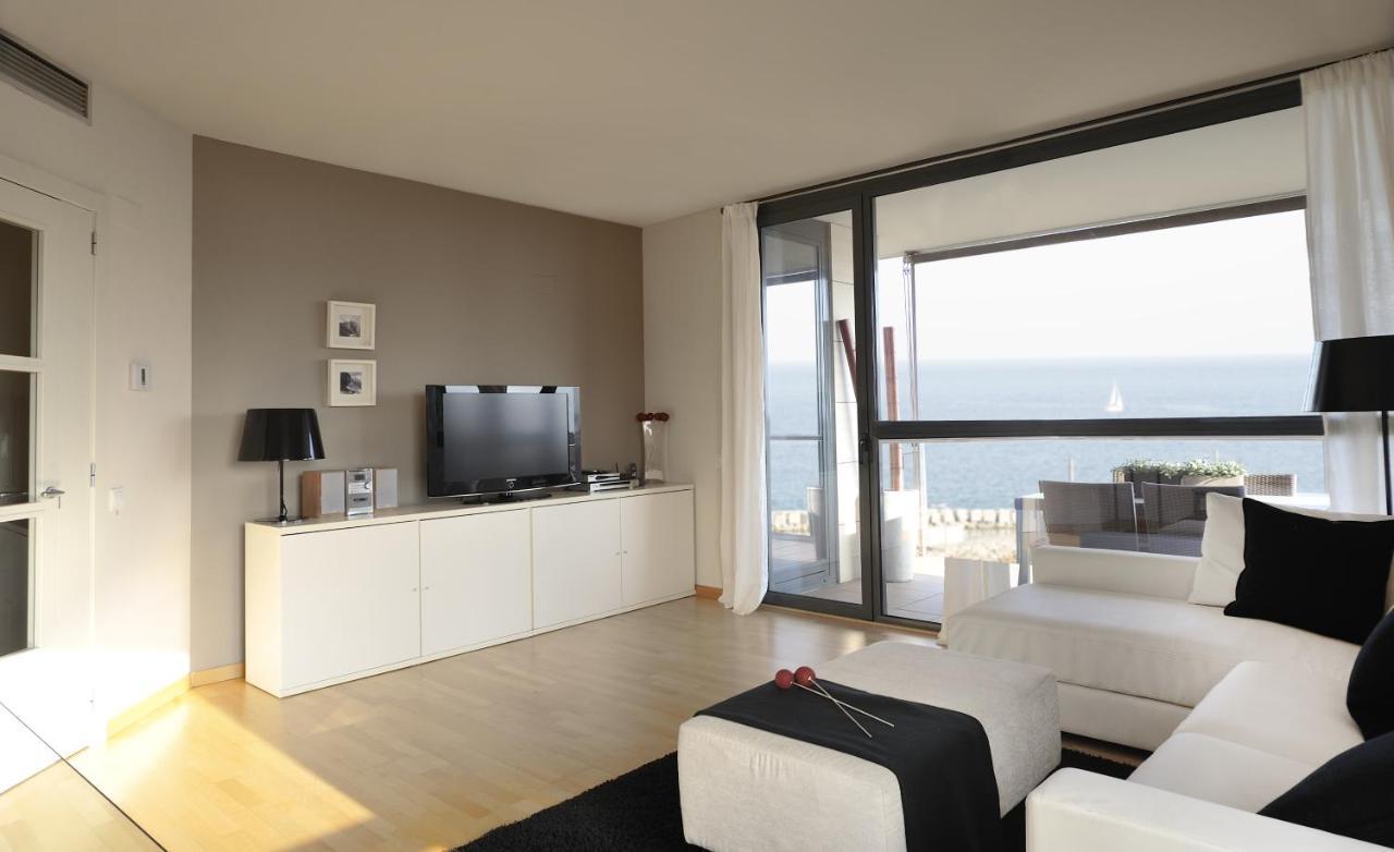 You Stylish Beach Apartments Barcelona Room photo